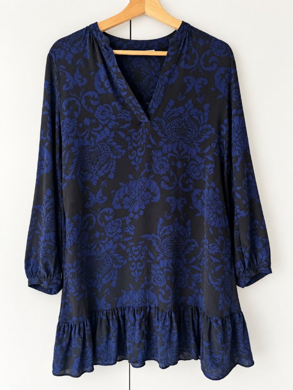Floral tunic dress in black & royal blue - M